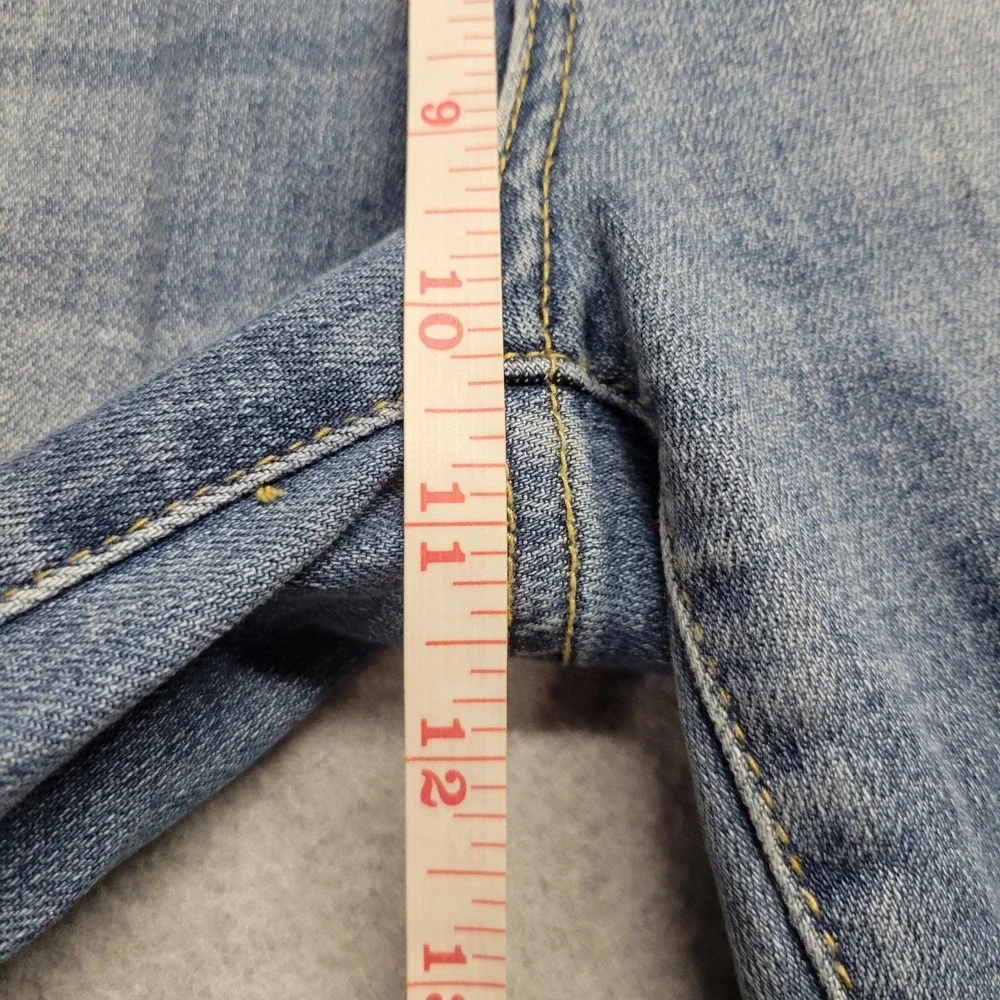 Judy Blue Los Angeles Boyfriend Distressed Jeans Light Wash Size 5/27 Denim